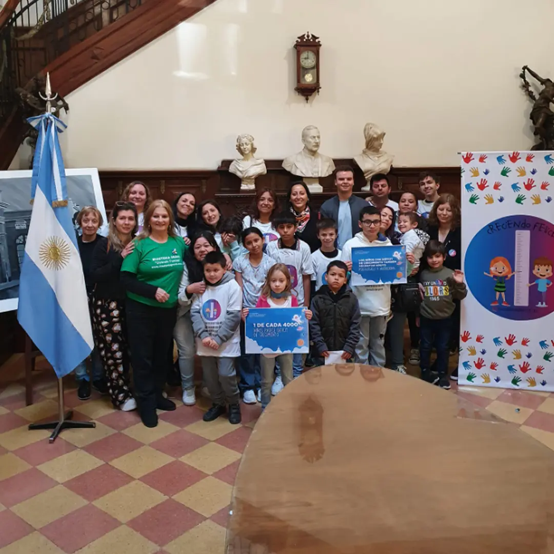 ACOMPAÑAMIENTO A NIÑOS CON DEFICIT DE CRECIMIENTO