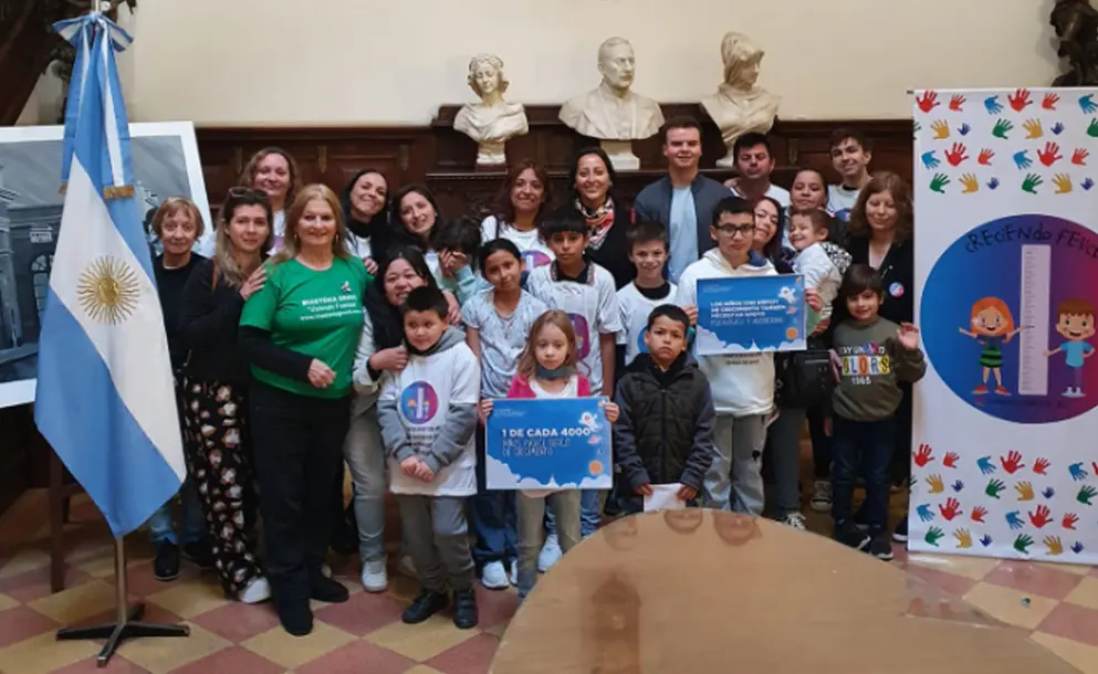 ACOMPAÑAMIENTO A NIÑOS CON DEFICIT DE CRECIMIENTO